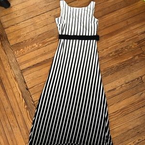 Ann Taylor Maxi Dress. EUC